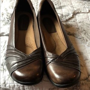 Women’s shoes